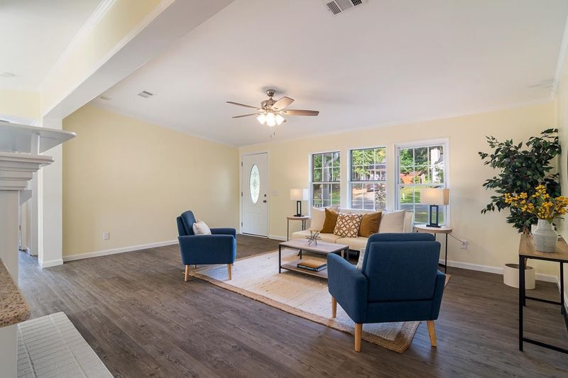 11 Griffith Pl, Durham, NC 27703