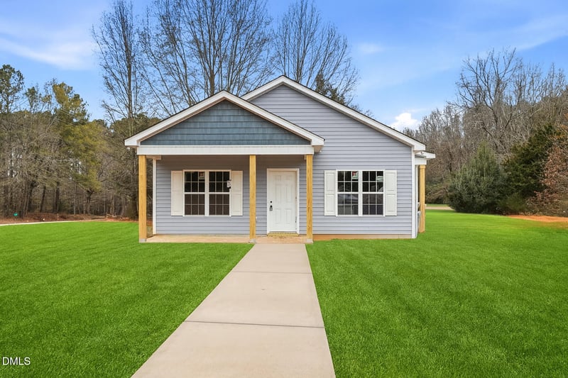 11 Halifax Ave, Louisburg, NC 27549