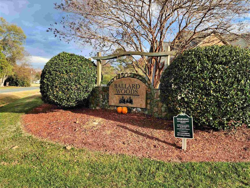 11 Joseph Alexander Dr, Fuquay Varina, NC 27526