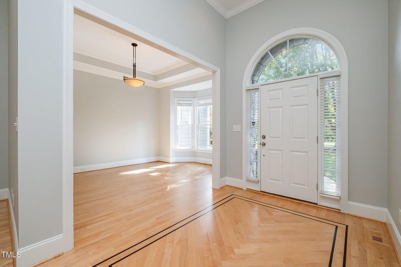 11 Kingswood Ln, Chapel Hill, NC 27517