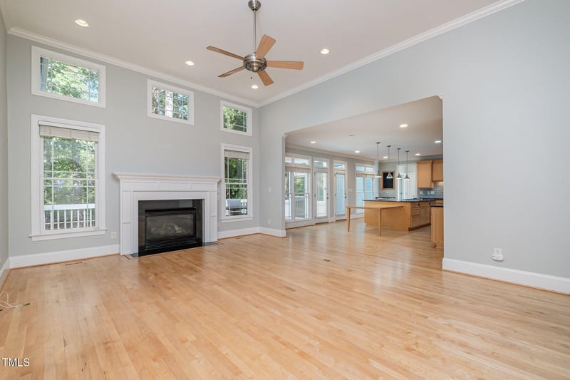 11 Kingswood Ln, Chapel Hill, NC 27517
