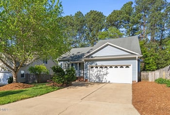 11 Knightsbridge Ct, Durham, NC 27707