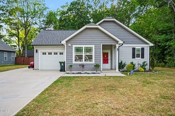 11 Korea St, Franklinton, NC 27525