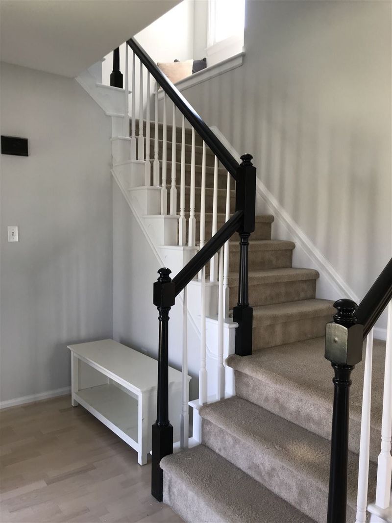 11 Lakehill Dr, Durham, NC 27713