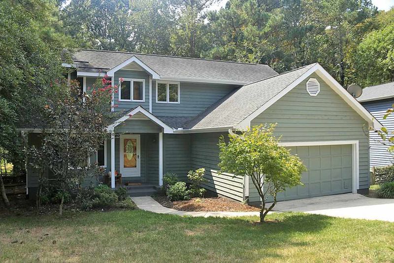 11 Lansgate Ct, Durham, NC 27713