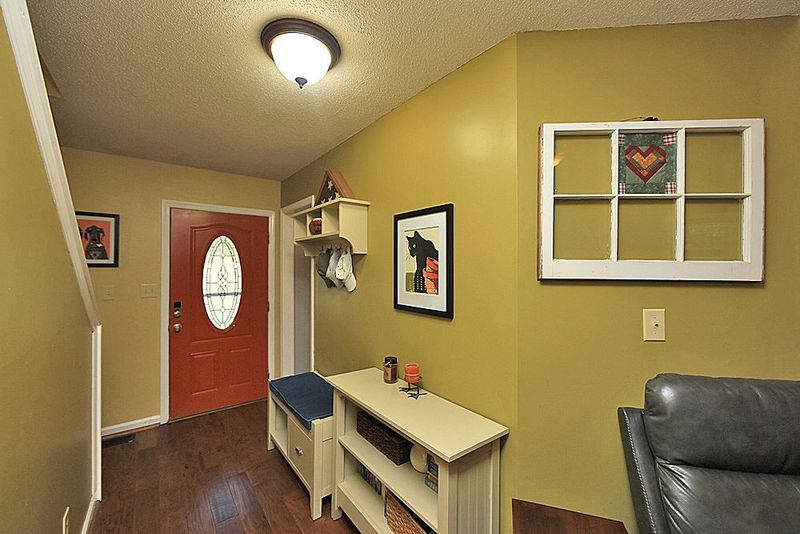 11 Lansgate Ct, Durham, NC 27713