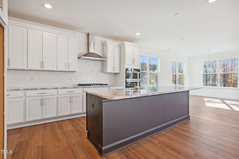 11 Little Gem Ln, Fuquay Varina, NC 27526
