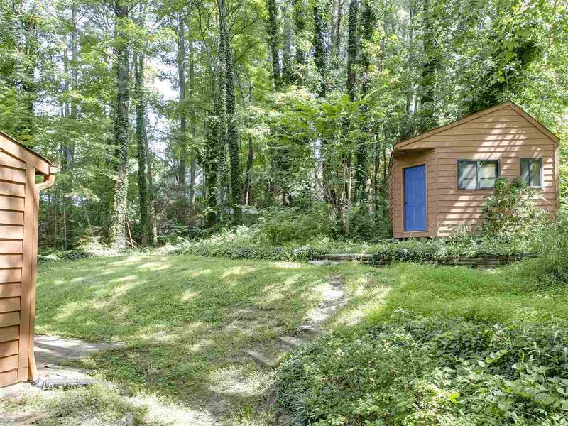 11 Little Spring Ln, Durham, NC 27707