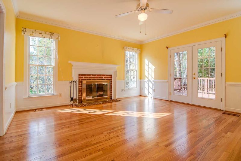 11 Macgregor Ct, Durham, NC 27705