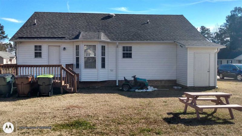 11 Meadow Winds Ct, Wendell, NC 27591
