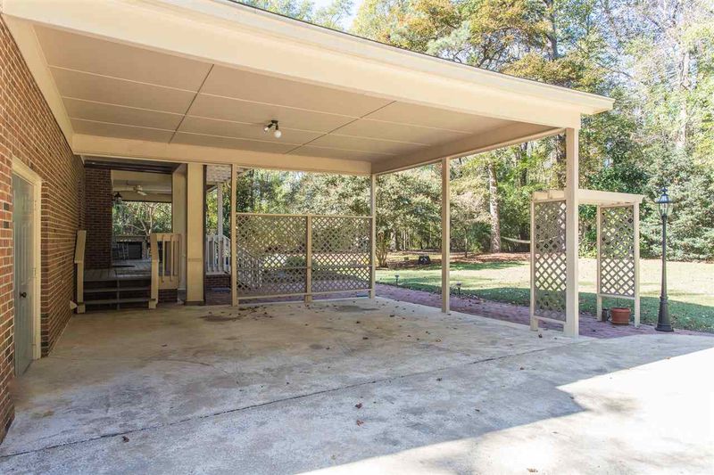11 Park Pl, Benson, NC 27504