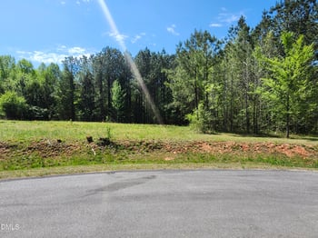 11 Sandy Plains Ln, Henderson, NC 27537