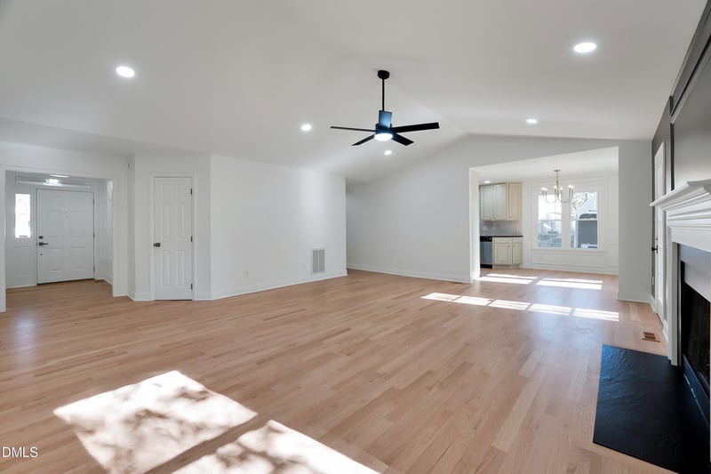 11 Shelburn Ct, Durham, NC 27712