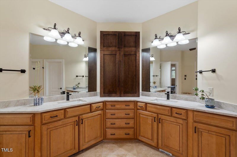 11 Swallow Tail Ct, Pittsboro, NC 27312