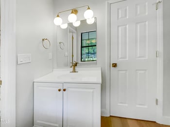 11 Sweetbay Ct, Durham, NC 27704