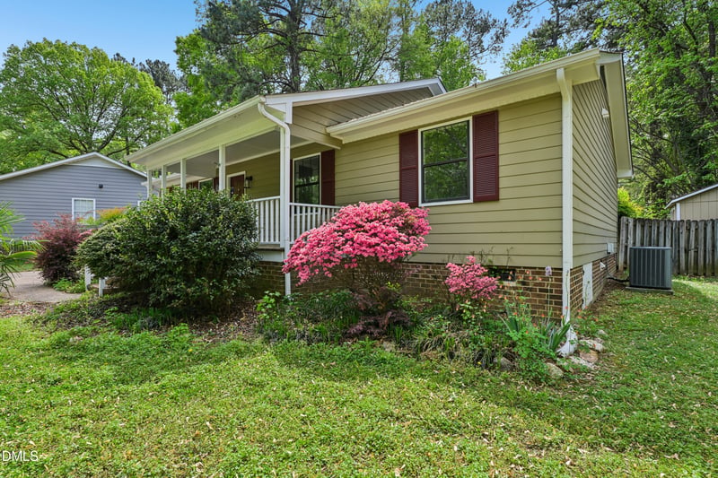 11 Sweetbay Ct, Durham, NC 27704