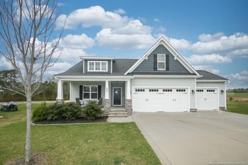 11 Treasure Dr, Lillington, NC 27546
