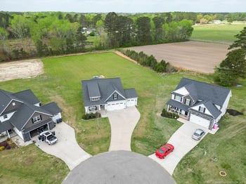 11 Treasure Dr, Lillington, NC 27546
