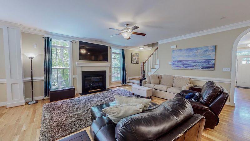 11 Trillium Ct, Durham, NC 27712