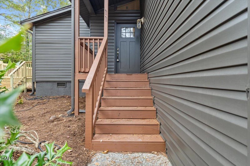 11 Winchester Ct, Durham, NC 27707