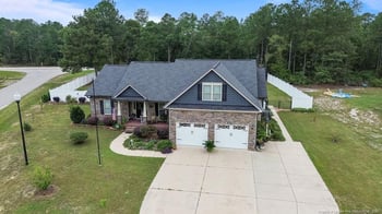 11 Woods Edge Dr, Dunn, NC 28344