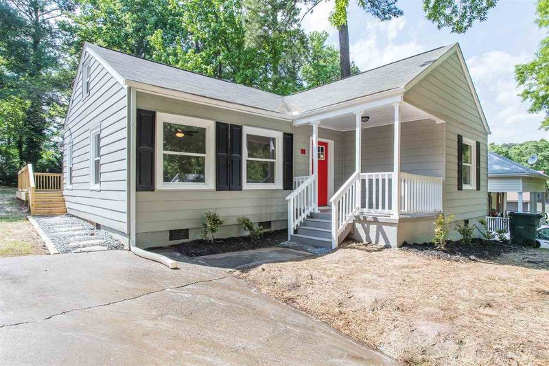 11 Zelko Ct, Durham, NC 27705