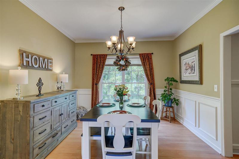 110 Ackley Ct, Cary, NC 27513