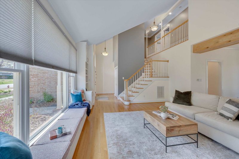 110 Ashworth Dr, Durham, NC 27707
