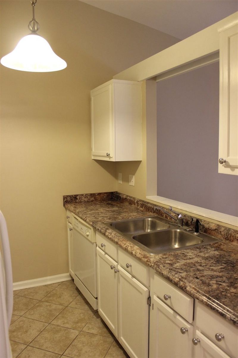 110 Assembly Ct, Cary, NC 27513