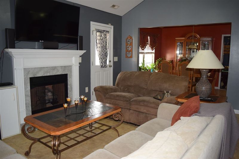 110 Atherton Dr, Youngsville, NC 27596
