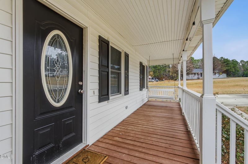 110 Autumn Ct, Zebulon, NC 27597