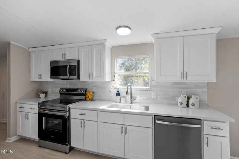 110 Autumn Winds Dr, Goldsboro, NC 27530