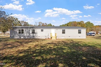 110 Autumn Winds Dr, Goldsboro, NC 27530
