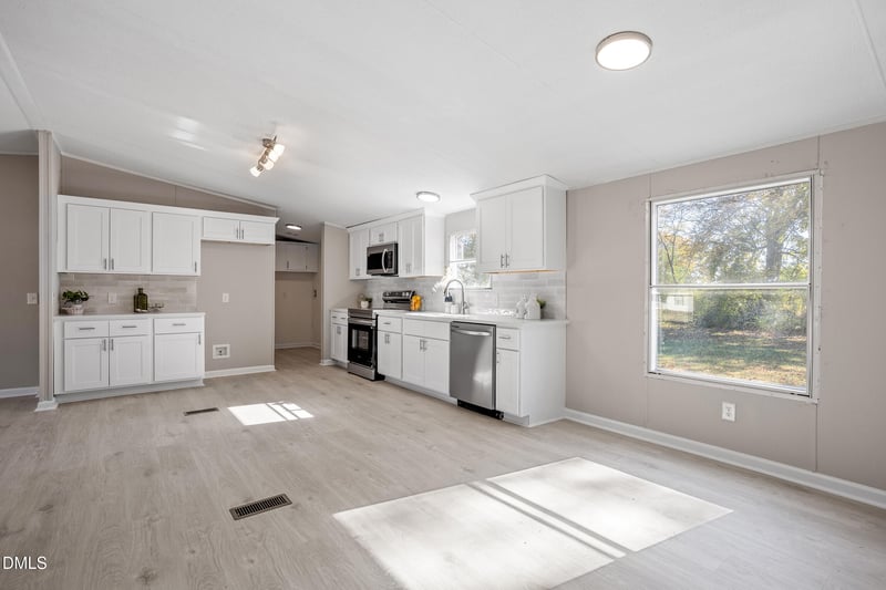 110 Autumn Winds Dr, Goldsboro, NC 27530