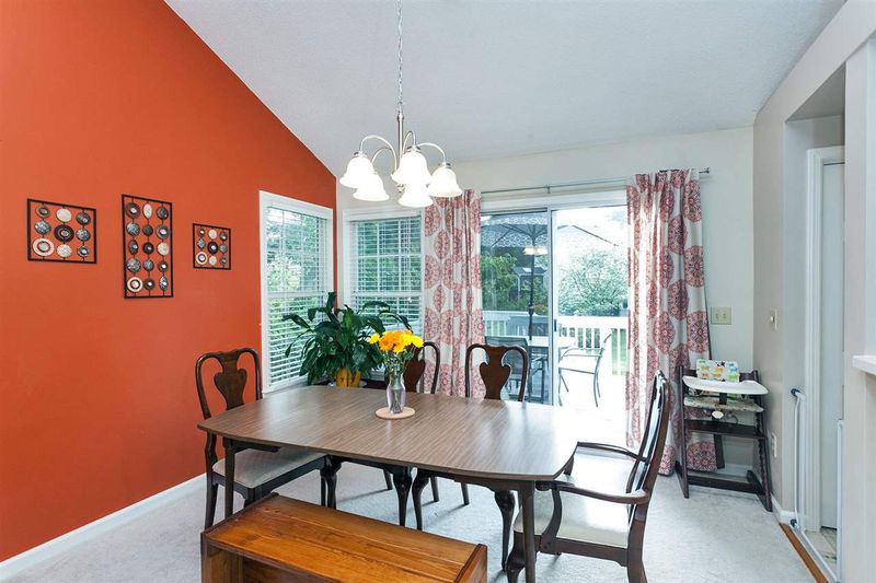 110 Bayreuth Pl, Cary, NC 27513
