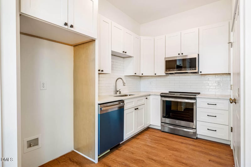 110 Bellamy Ln #109, Chapel Hill, NC 27516