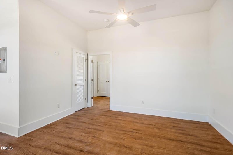 110 Bellamy Ln #111, Chapel Hill, NC 27516