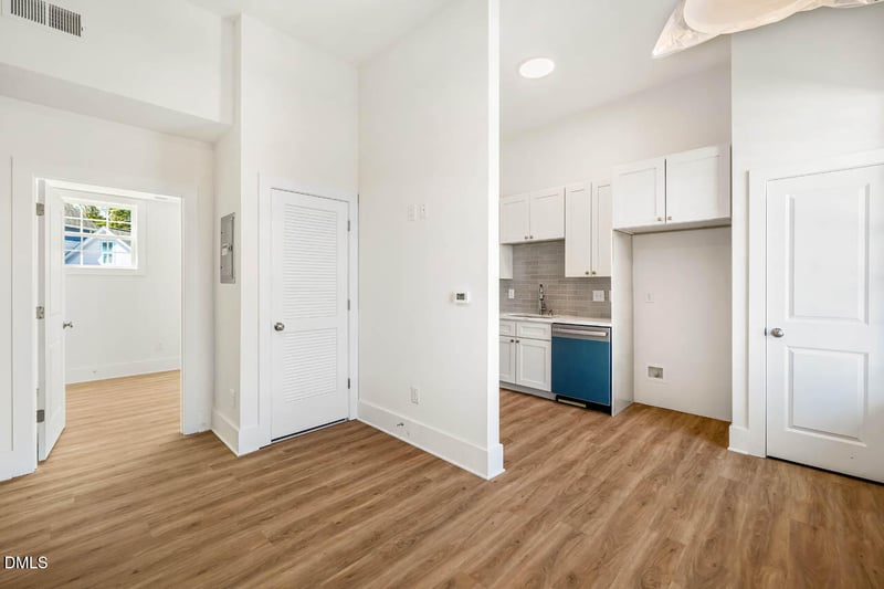 110 Bellamy Ln #202, Chapel Hill, NC 27516