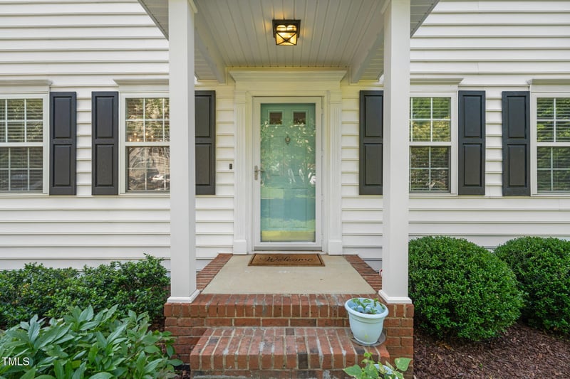 110 Benedum Pl, Cary, NC 27518
