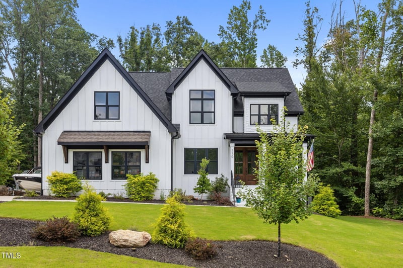 110 Black Swan Dr, Youngsville, NC 27596