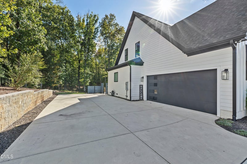 110 Black Swan Dr, Youngsville, NC 27596