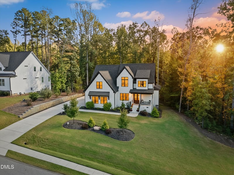 110 Black Swan Dr, Youngsville, NC 27596