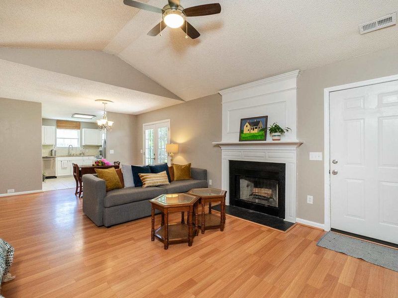 110 Briarhaven Dr, Durham, NC 27703