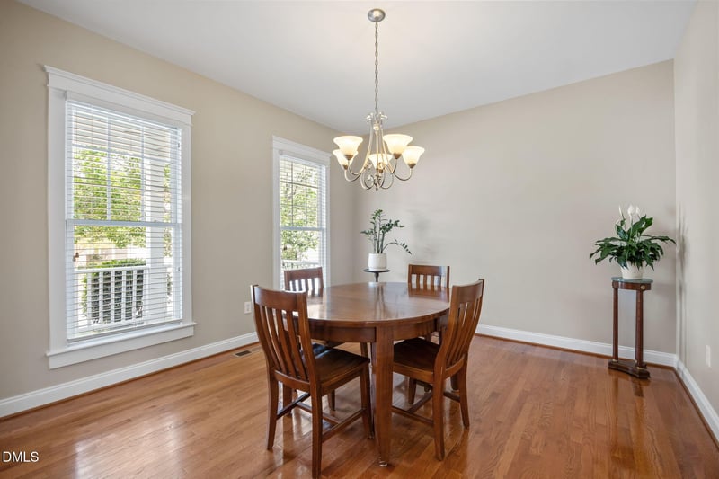 110 Bridgegate Dr, Cary, NC 27519