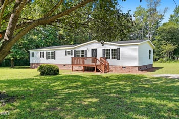 110 Brookside Ln, Four Oaks, NC 27524