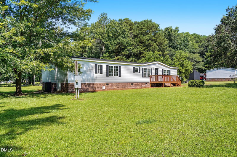 110 Brookside Ln, Four Oaks, NC 27524