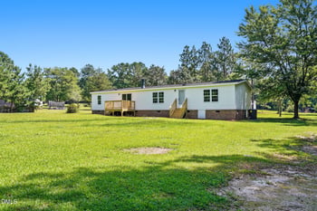 110 Brookside Ln, Four Oaks, NC 27524