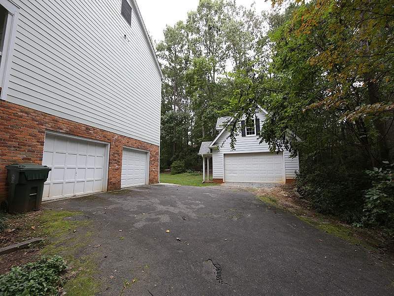 110 Bruce Dr, Cary, NC 27511