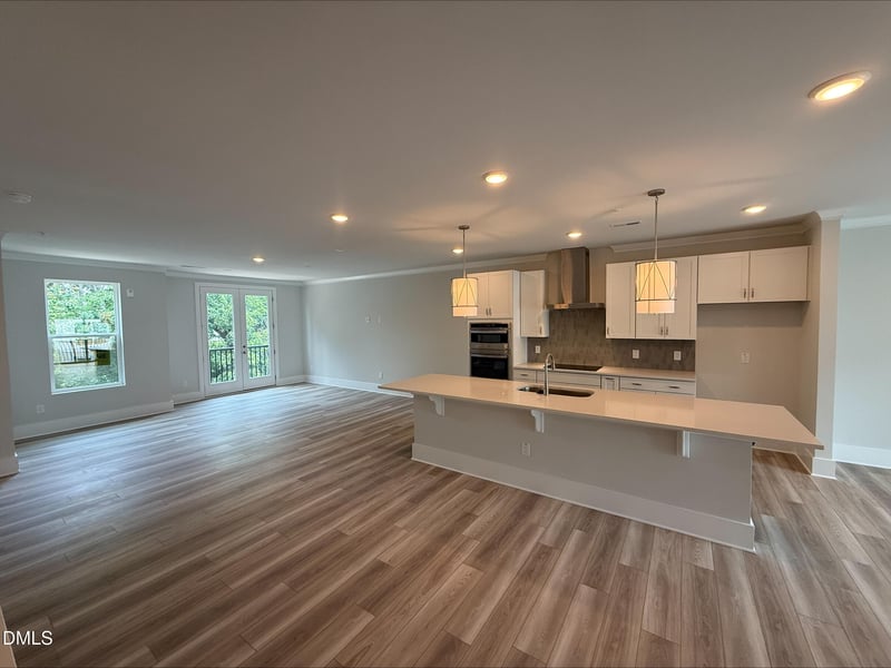 110 Byrum St #302, Cary, NC 27511