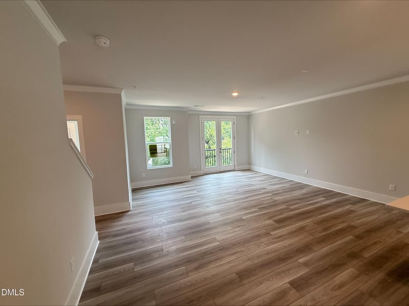 110 Byrum St #302, Cary, NC 27511